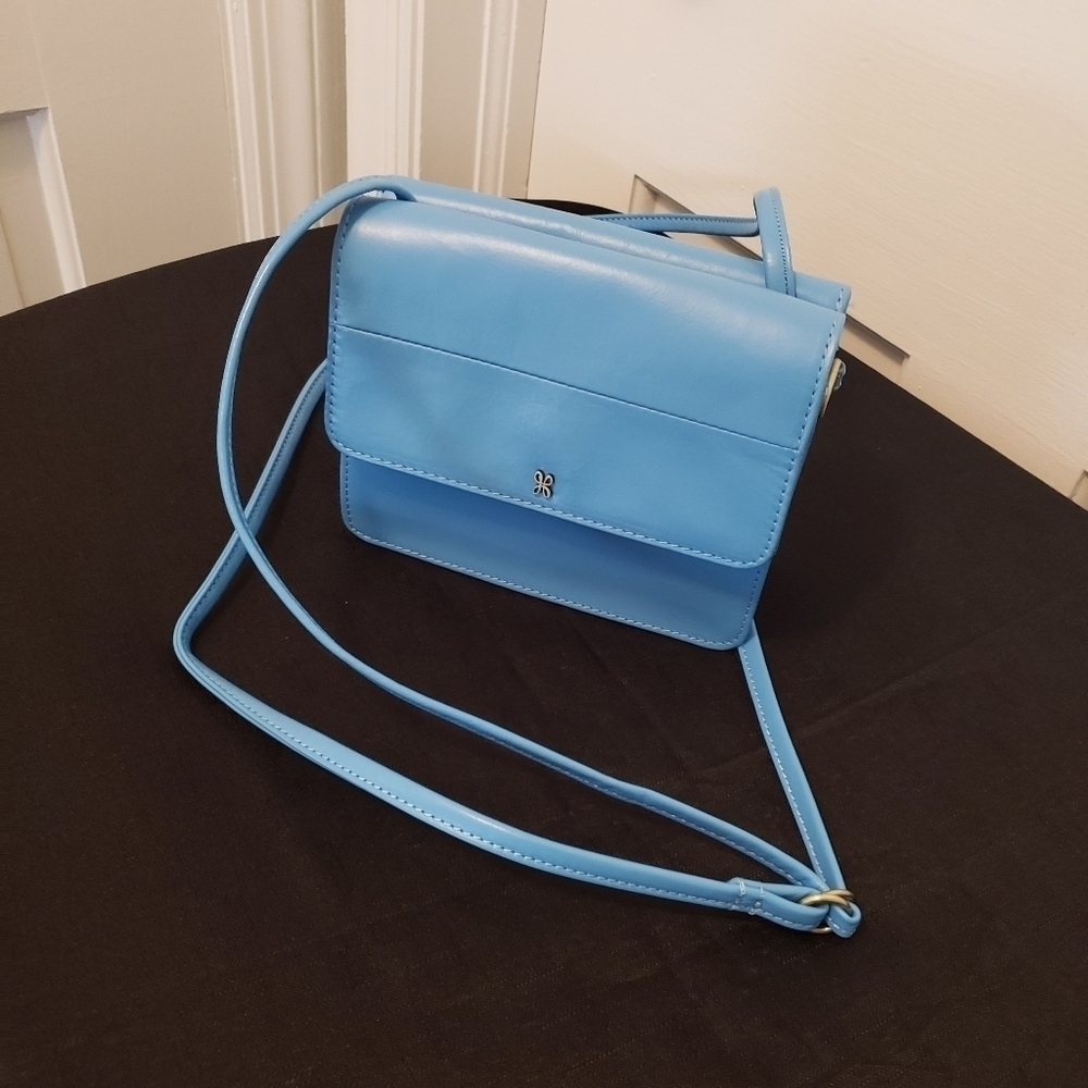 HOBO INTERNATIONAL JILL WALLET CROSSBODY IN TRANQUIL BLUE, Colorful, Leather